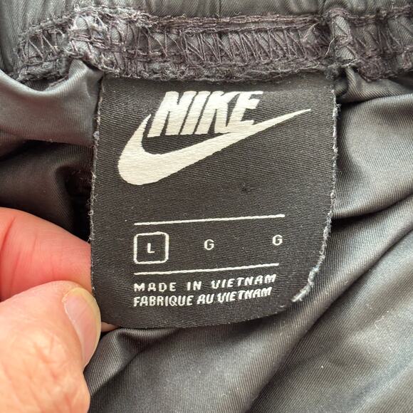 NIKE Swoosh Pull On Belted Windbreaker Jogger Pants in Black SZ L - Picture 9 of 13